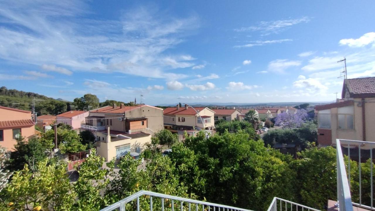 Casa Vacanze "Villa Severina" Iun R6166 R6692 Карбонія Екстер'єр фото
