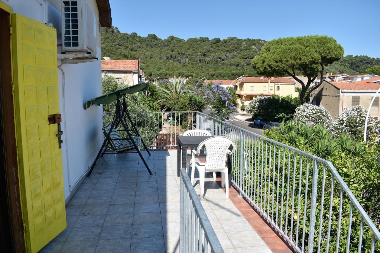 Casa Vacanze "Villa Severina" Iun R6166 R6692 Карбонія Екстер'єр фото