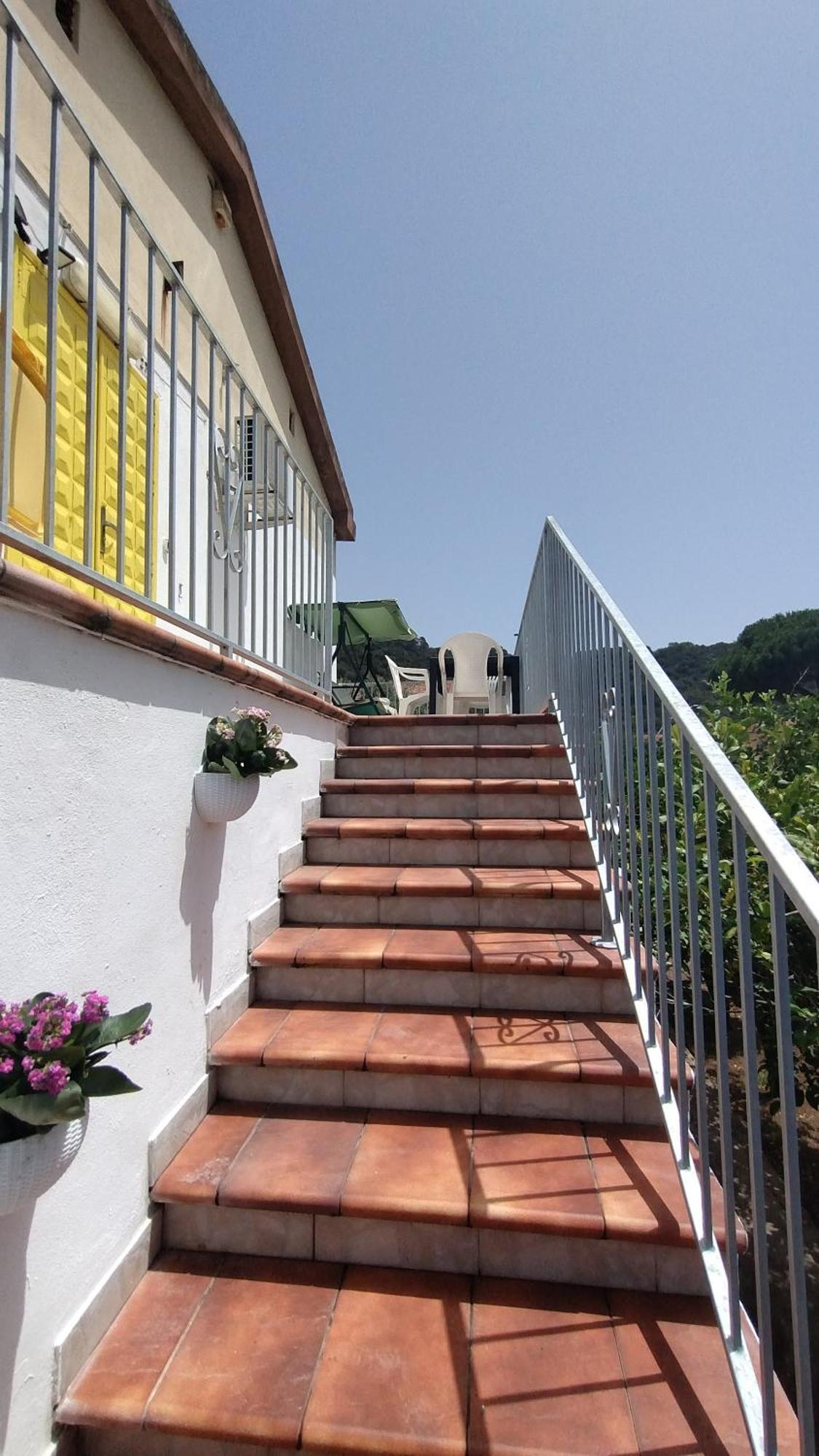 Casa Vacanze "Villa Severina" Iun R6166 R6692 Карбонія Екстер'єр фото